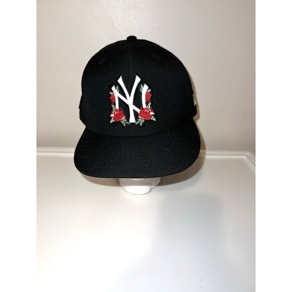 New Era MLB NY Yankees 59Fifty Black Rose Embroidered Fitted Hat Sz 7 3/8 - Picture 2 of 10
